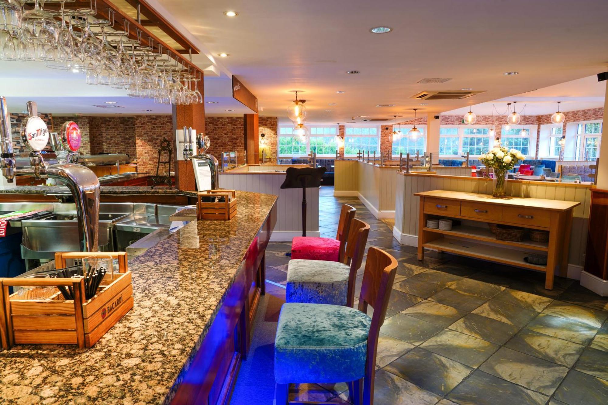 Gomersal Park Hotel & Dream Spa Exterior photo